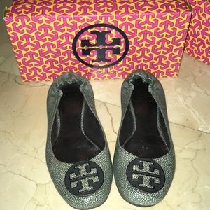 Tory Burch Reva Stingray